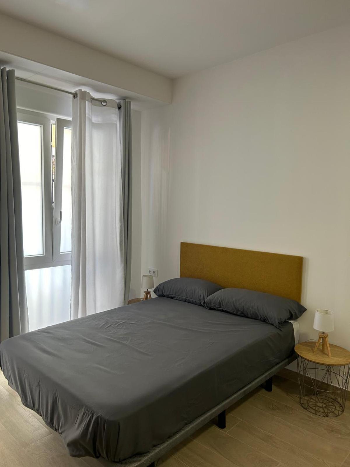 Estudio Playa De La Malvarrosa Valencia Apartment Luaran gambar