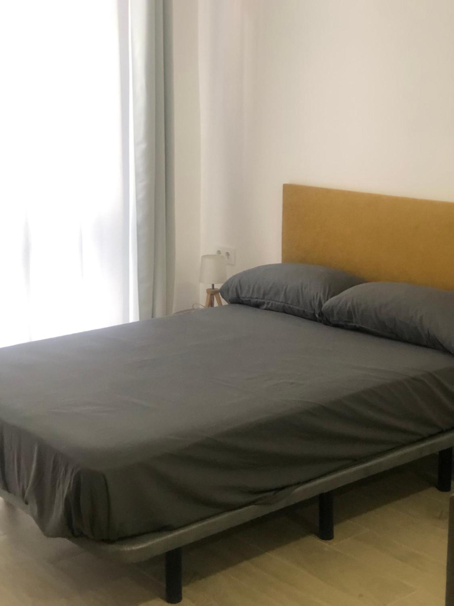 Estudio Playa De La Malvarrosa Valencia Apartment Luaran gambar
